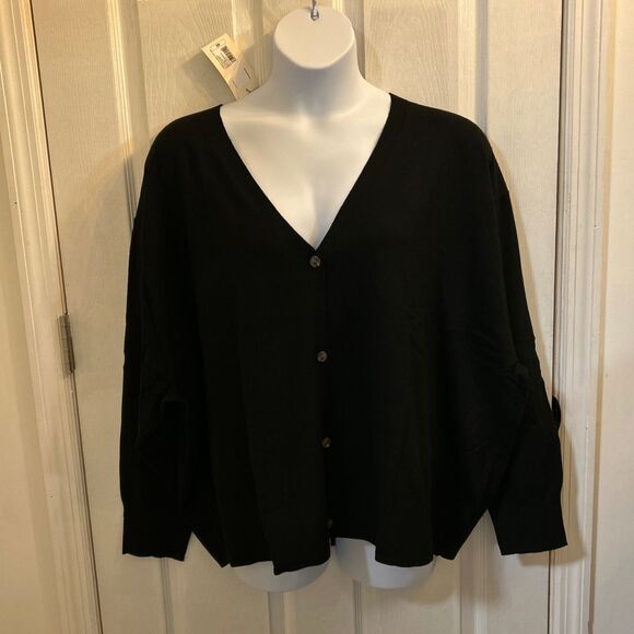 NWT A New Day Women’s Plus 4X Black V-Neck Button Front Cardigan Drop Shoulder - Picture 1 of 16
